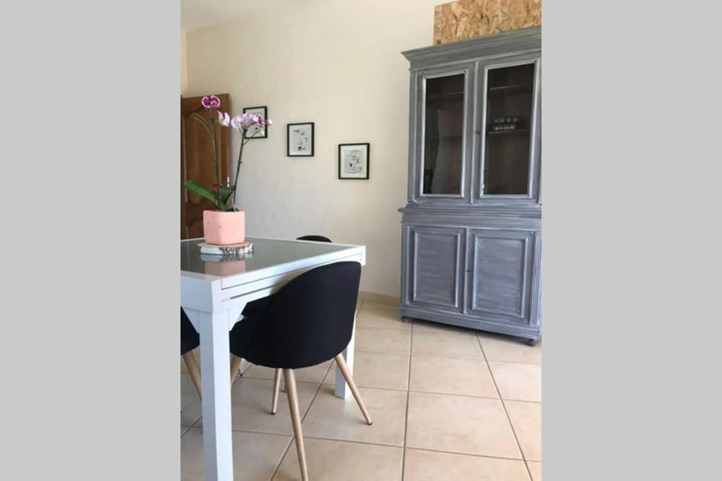 Le Clos Des Vignes Junas ภายนอก รูปภาพ