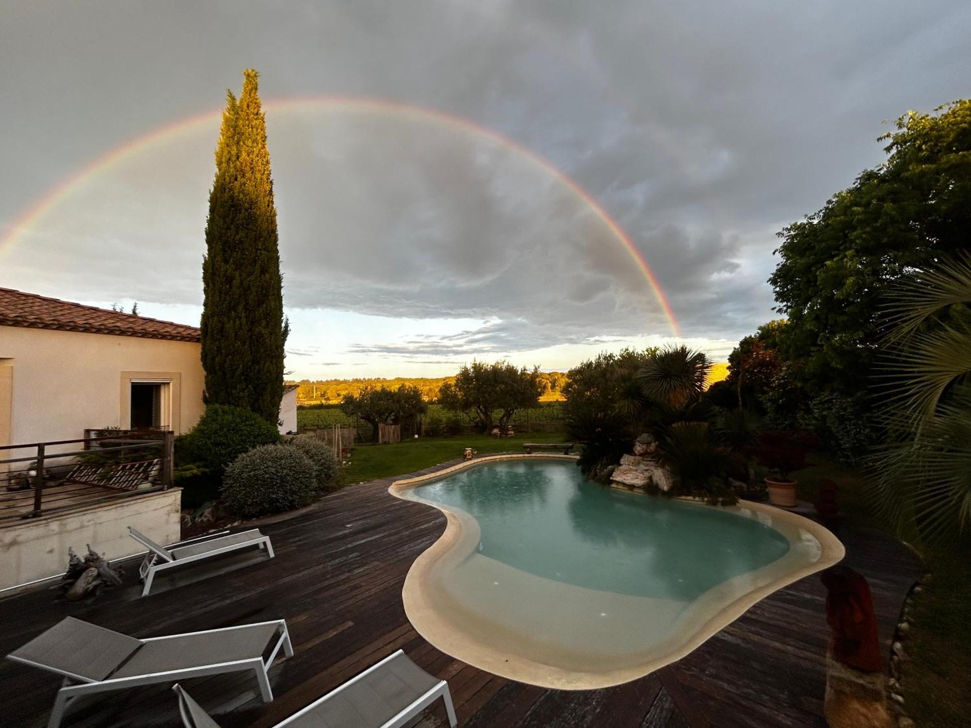Le Clos Des Vignes Junas ภายนอก รูปภาพ
