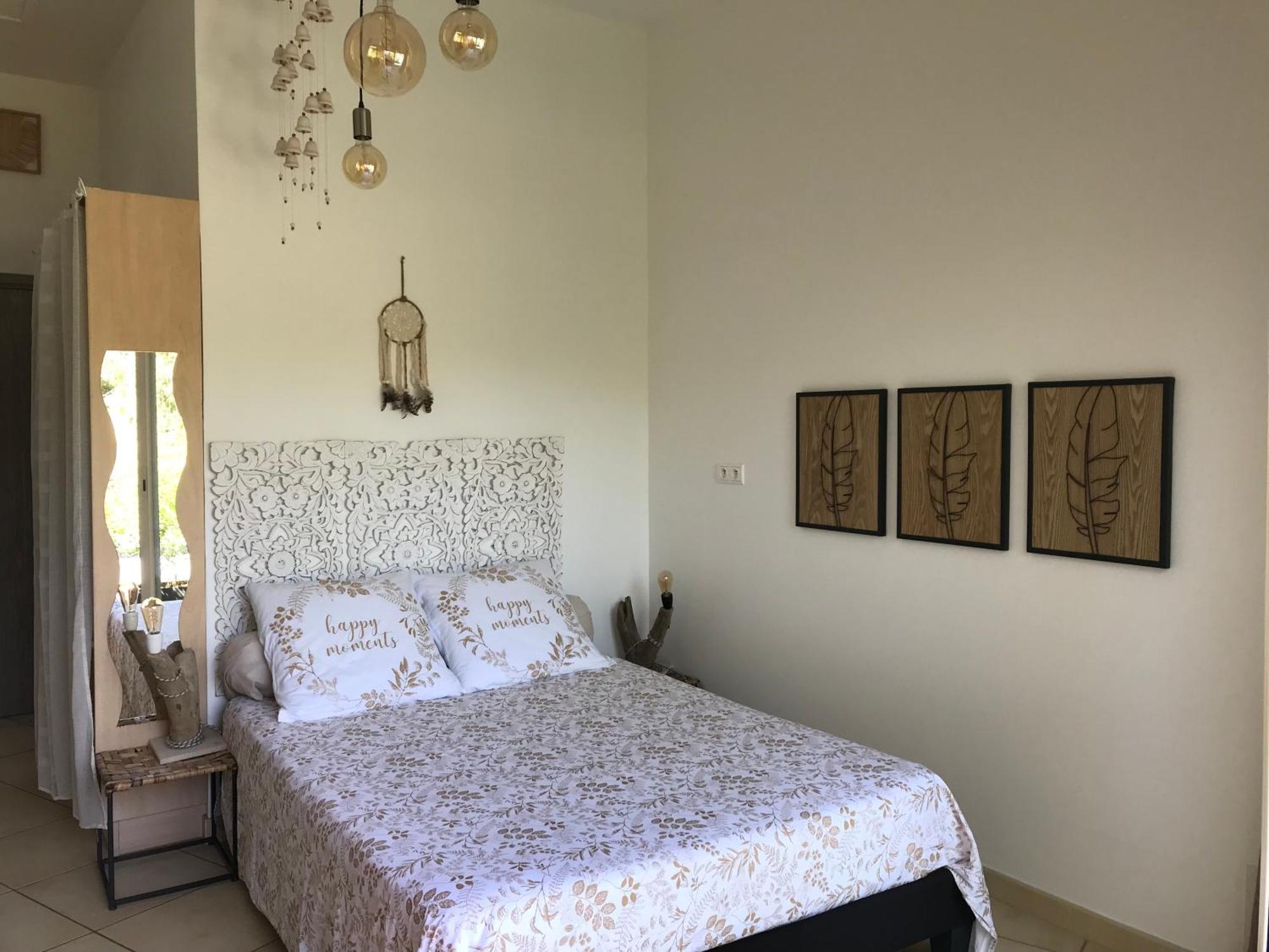 Le Clos Des Vignes Junas ภายนอก รูปภาพ