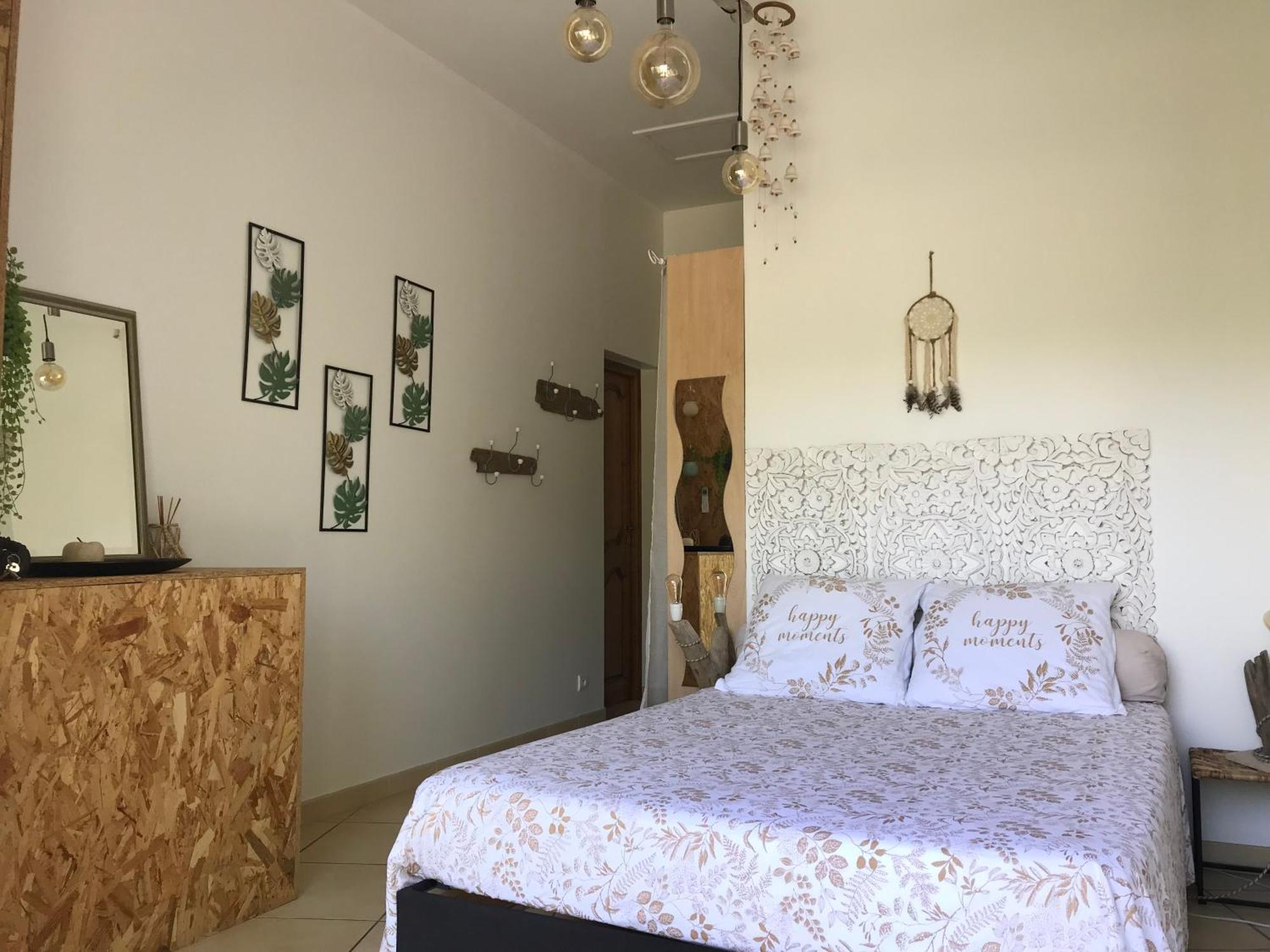 Le Clos Des Vignes Junas ภายนอก รูปภาพ